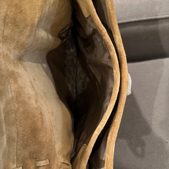Coach Suede w/Sherpa Trim Saddlebag Style Purse - Picture 12 of 15